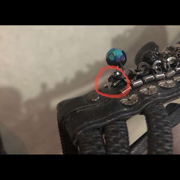 Black Guess Strappy Sandals/Heels - Picture 7 of 9